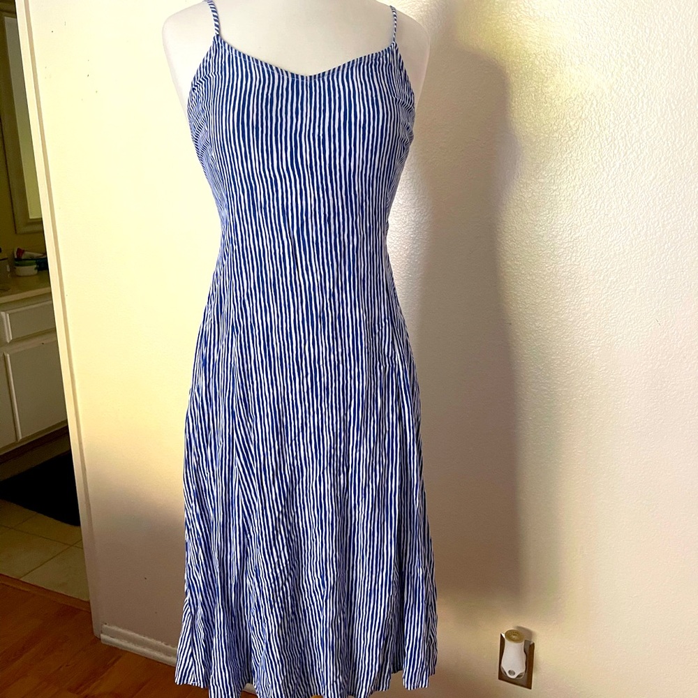Spaghetti Strap Striped Dress💙
